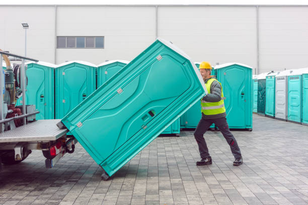 Porta potty delivery and setup in Wildwood, TN